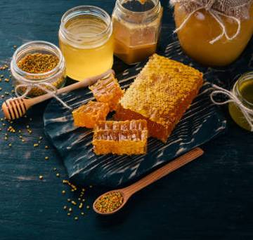 HONEY AND APICULTURE IN AETOLIAN LAND